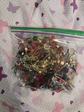💍 Bundle — 2 Bags of Jewelry for $12! 🎉